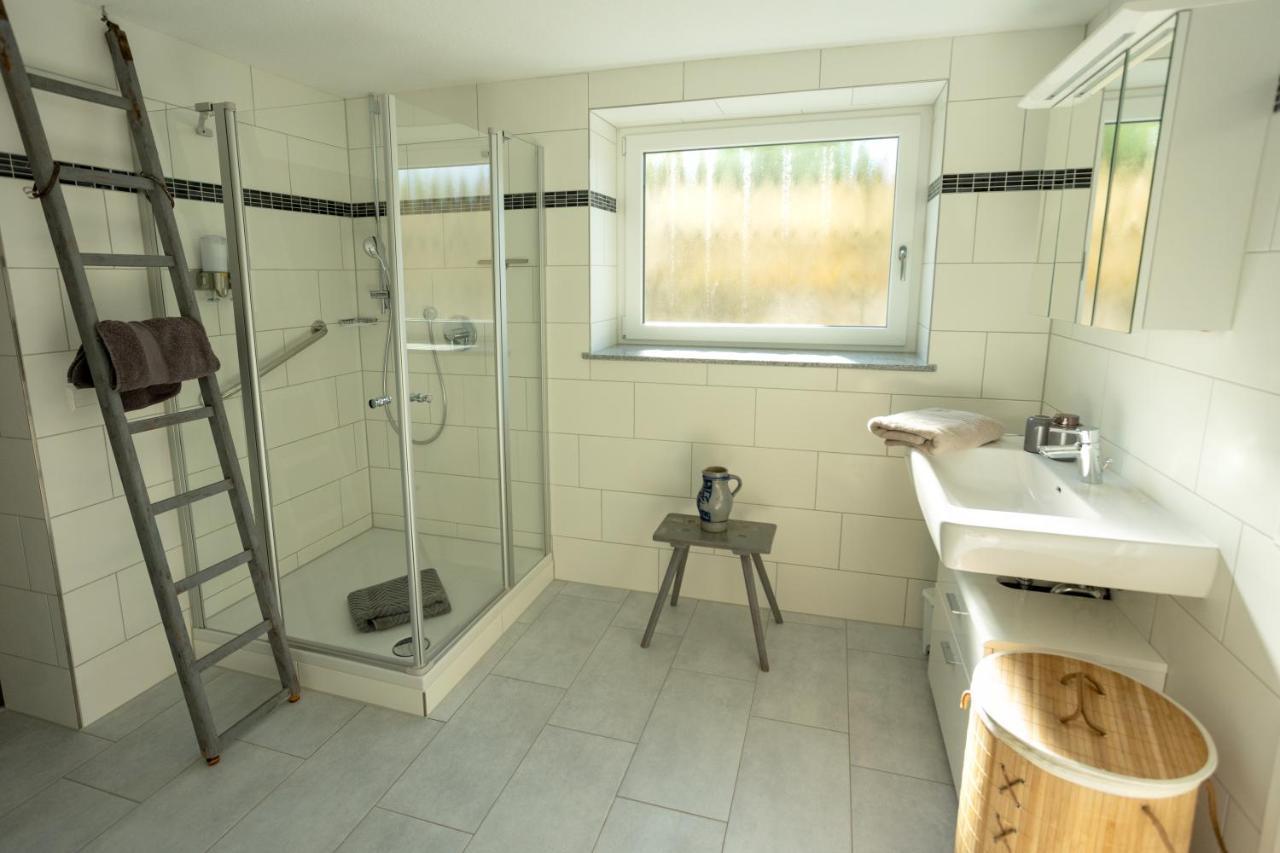 Ferienwohnung Burgblick Im Neuffener Tal Mit Sauna Und Wallbox Frickenhausen  Exterior photo